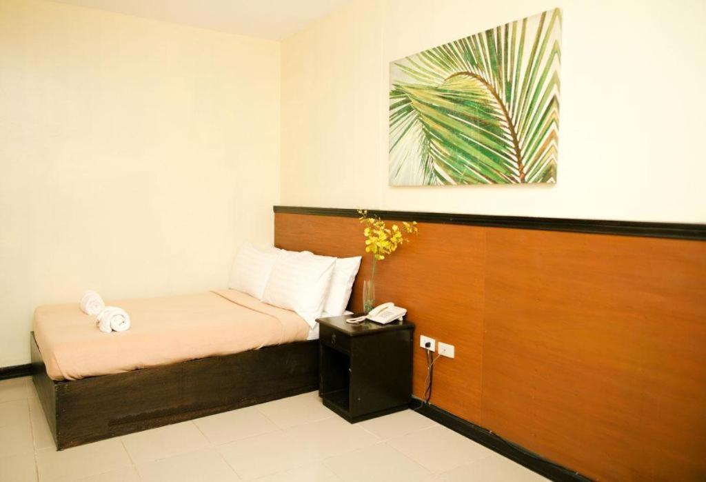 Ati-Atihan Festival Hotel Kalibo Zewnętrze zdjęcie