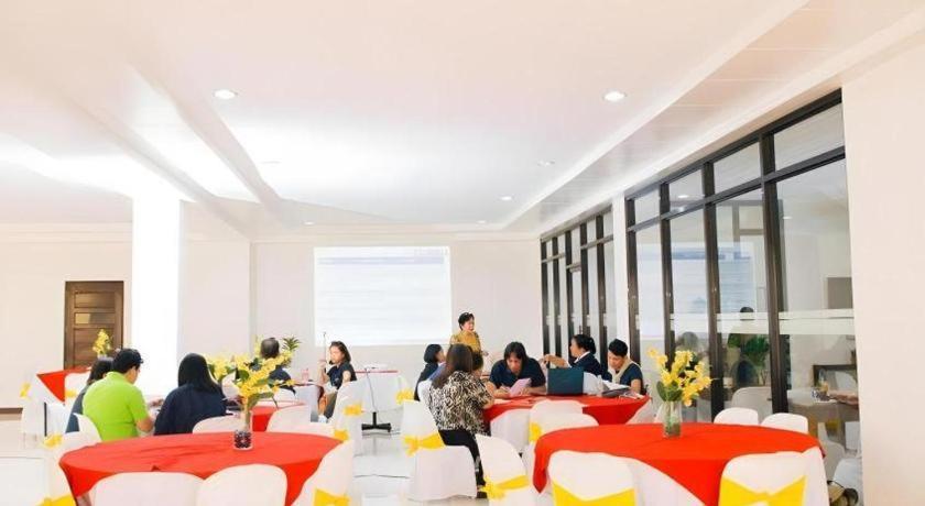 Ati-Atihan Festival Hotel Kalibo Zewnętrze zdjęcie
