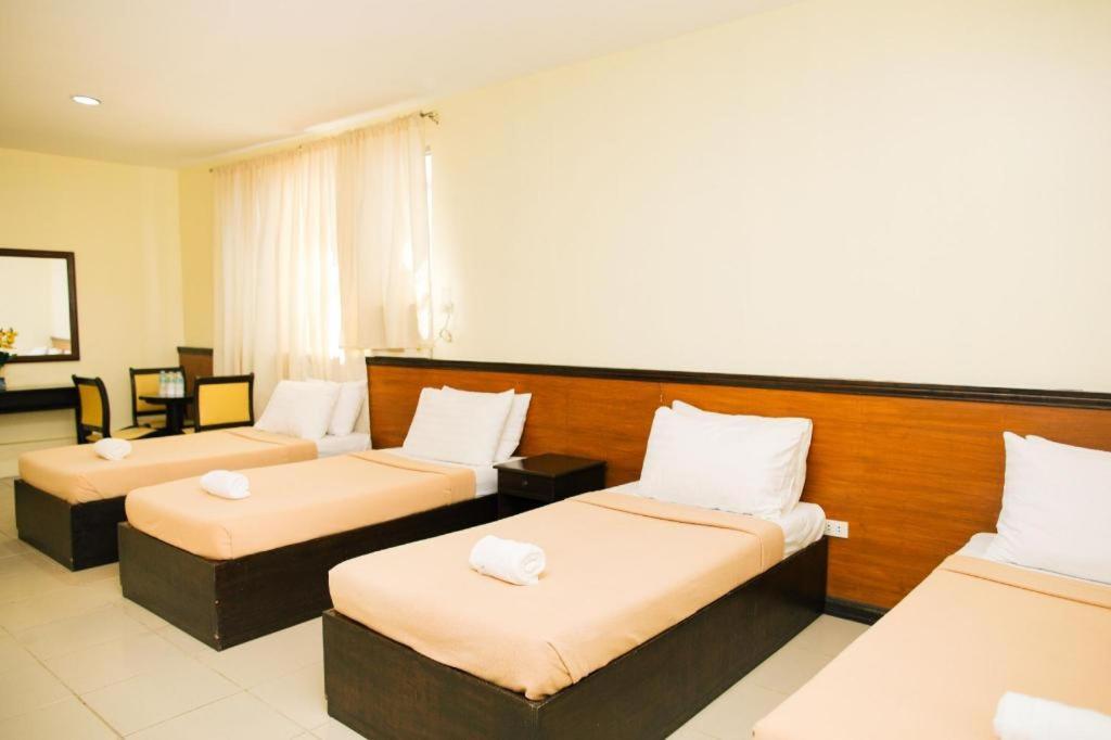 Ati-Atihan Festival Hotel Kalibo Zewnętrze zdjęcie