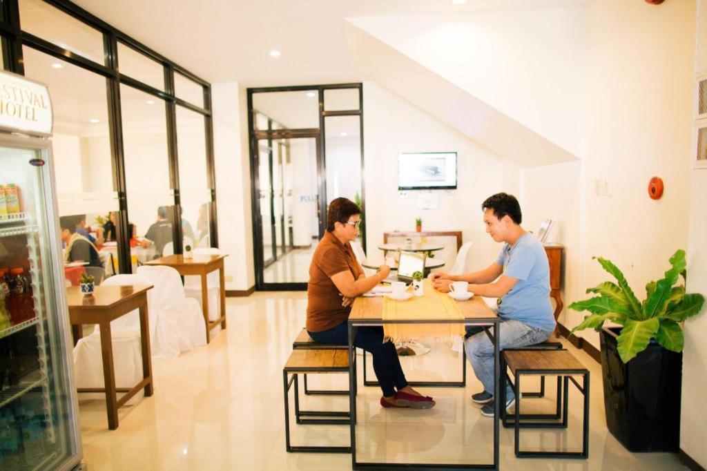 Ati-Atihan Festival Hotel Kalibo Zewnętrze zdjęcie