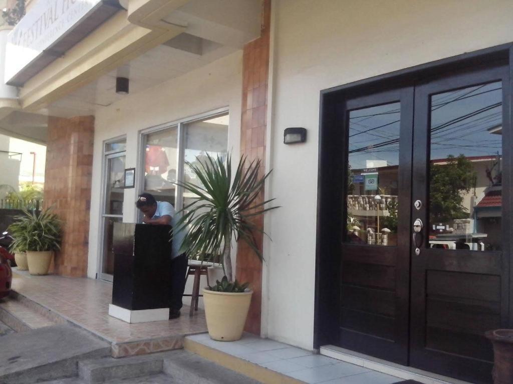 Ati-Atihan Festival Hotel Kalibo Zewnętrze zdjęcie