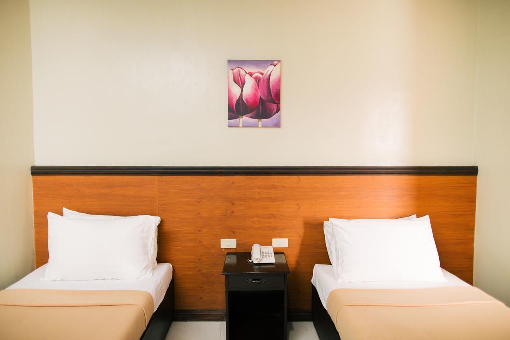 Ati-Atihan Festival Hotel Kalibo Zewnętrze zdjęcie